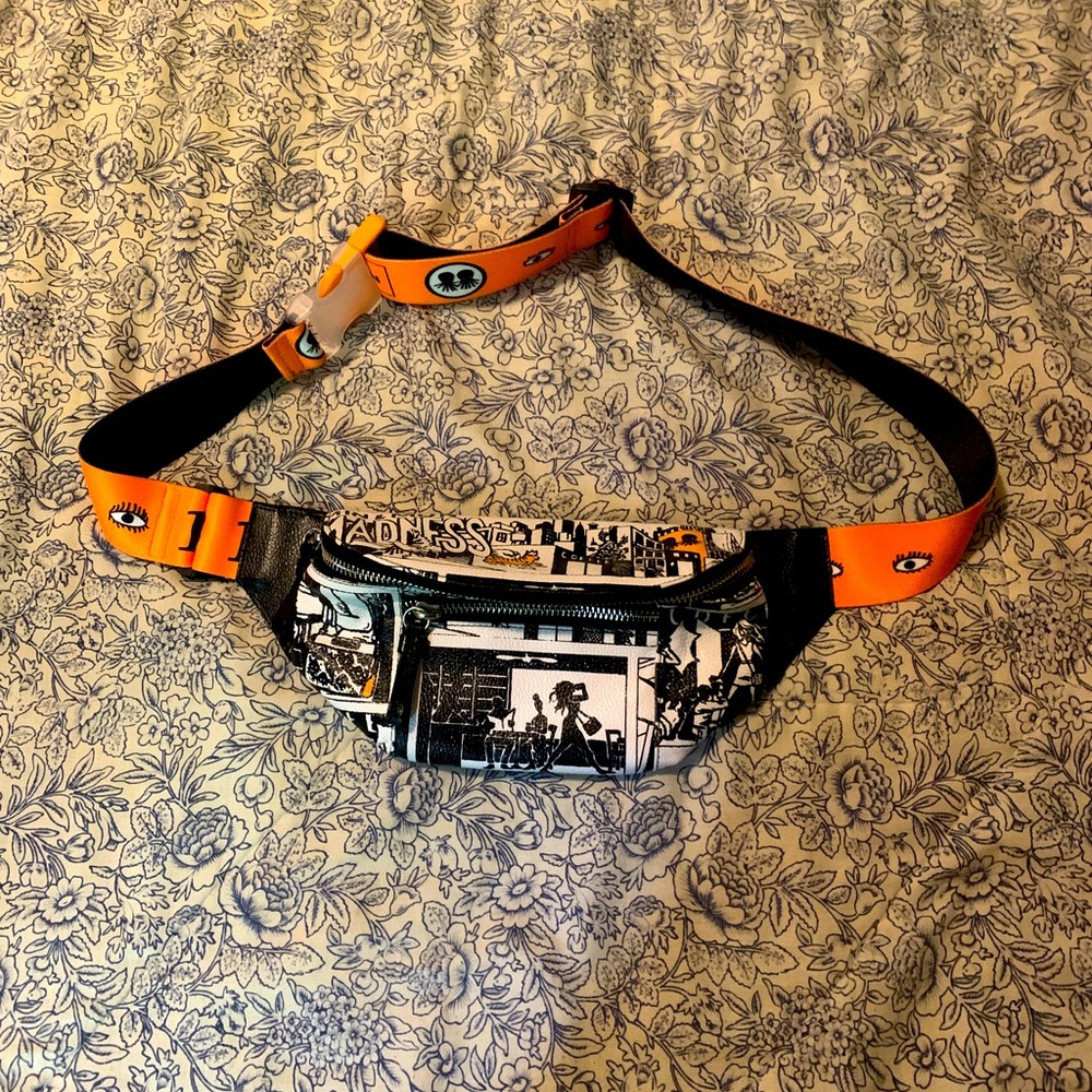 Min and mon belt bag